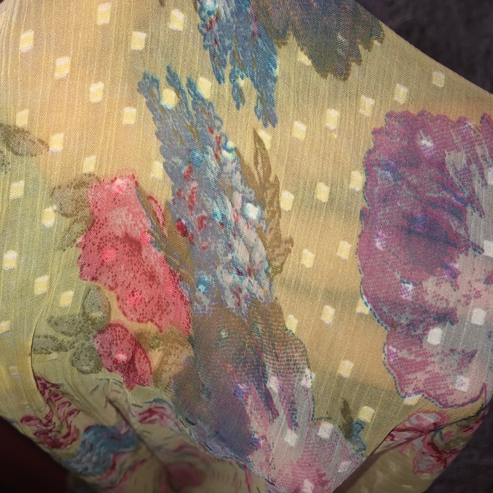 🧣Betsey Johnson Oversized Yellow Floral Scarf - Picture 4 of 4